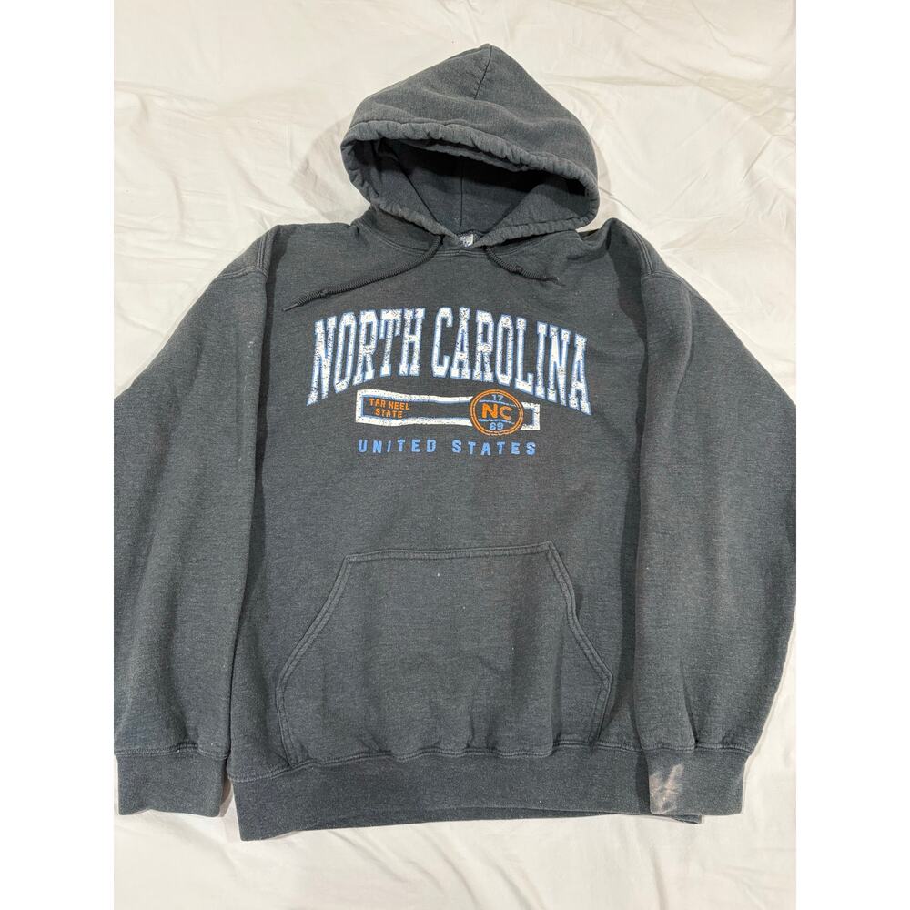 North Carolina Tar Heel State Dark Heather Gray Pullover Hoodie Size Large